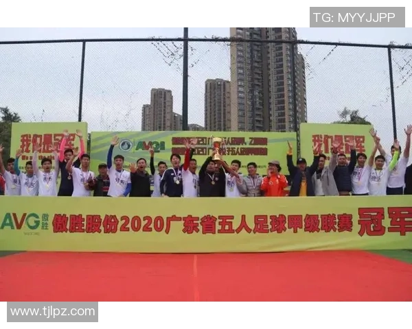 广州足球队在足球个人能力排行榜中荣登第八位展现出强大实力与潜力 广州足球队在足球个人能力排行榜中荣登第八位展现出强大实力与潜力